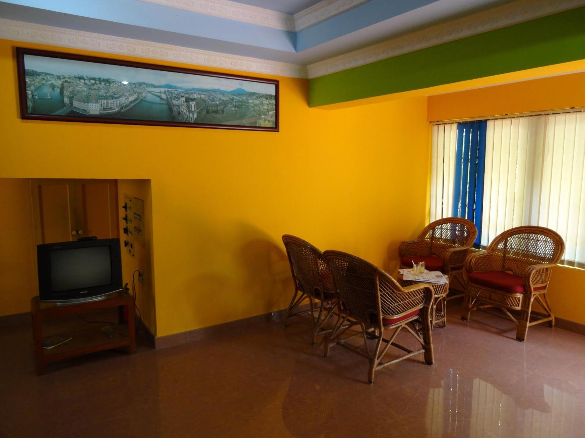 Hotel Thushara Kovalam Esterno foto