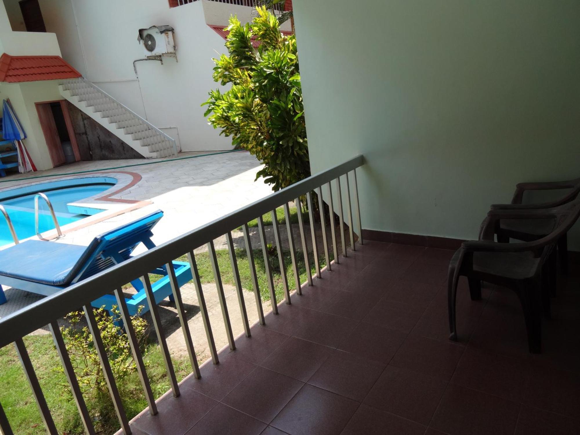 Hotel Thushara Kovalam Esterno foto