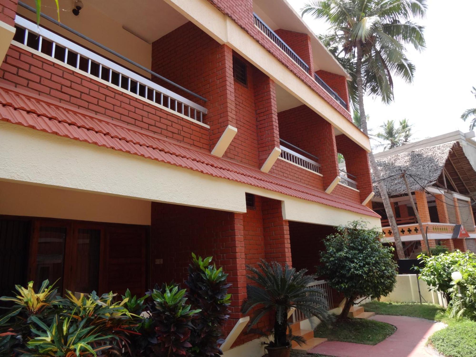 Hotel Thushara Kovalam Esterno foto