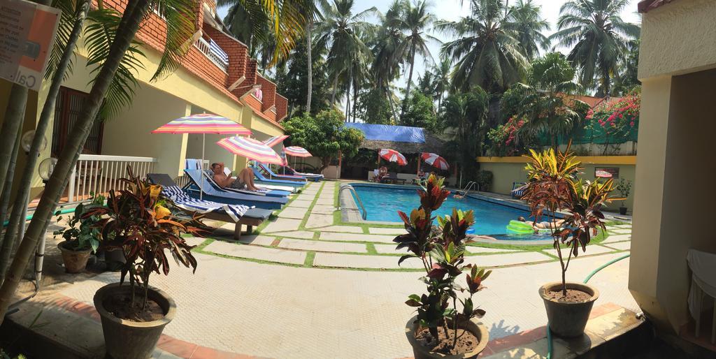 Hotel Thushara Kovalam Esterno foto