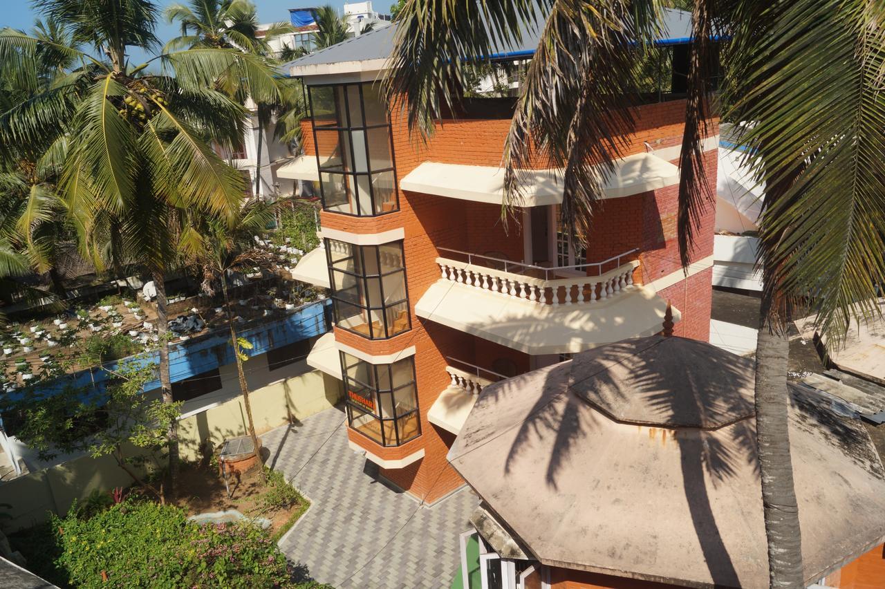 Hotel Thushara Kovalam Esterno foto